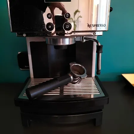 Bischou, Soyez Chez Vous ! *